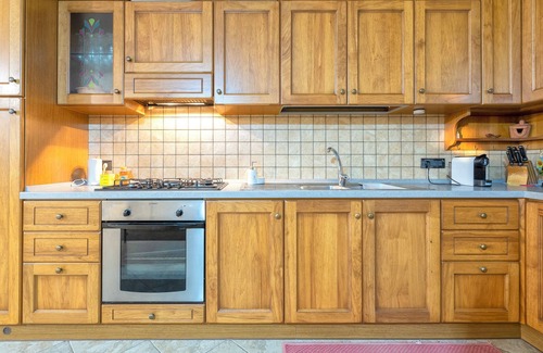 Olmedo Apartamento | Apartamento 'Casa Vacanze Vicino ad Alghero' con terraza, jardín y Wi-Fi