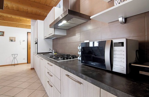 Piantedo Apartamento | Apartamento 'Casa Zia Dani' con vistas a la montaña, terraza privada y Wi-Fi