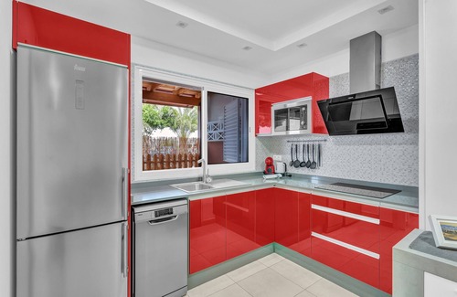 San Fernando Apartamento | Apartamento 'Casarossa' con jardín privado y Wi-Fi