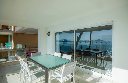 Puerto de Pollensa Apartamento | Apartamento "Catalina 2B tres dormitorios" junto a la playa, con terraza y Wi-Fi