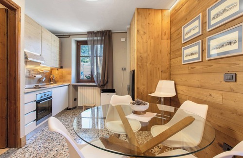 Aosta Apartamento | Apartment 'Cathédrale' with Mountain View, Wi-Fi and Air Conditioning