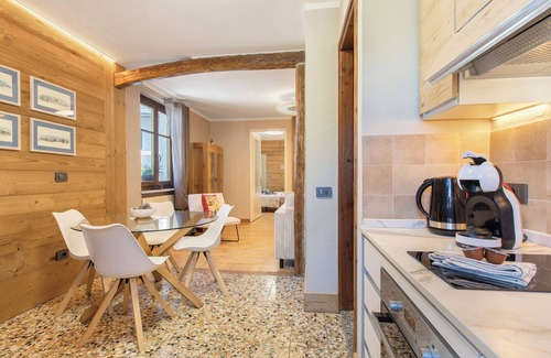 Aosta Apartamento | Apartment 'Cathédrale' with Mountain View, Wi-Fi and Air Conditioning