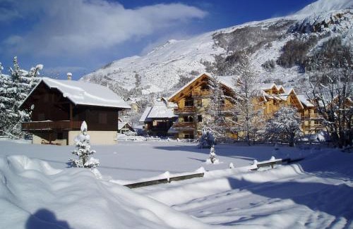 Monetier-les-Bains Apartamento | Apartment Chamoissiere