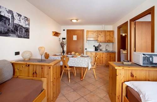 Santa Caterina Valfurva Apartamento | Apartamento 'Chalet Primula 11' con vistas a la montaña, terraza privada y Wi-Fi