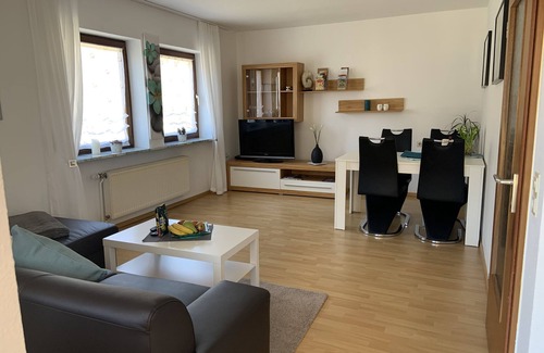 Brandenberg-Fahl Apartamento | Apartment 'Chalet Kaiser' with Mountain View, Private Terrace and Wi-Fi
