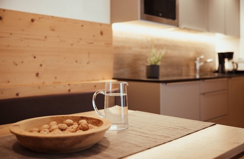 San Genesio Apartamento | Apartamento 'Chalet La Flüta Arnica' con vistas a la montaña, jardín compartido y Wi-Fi
