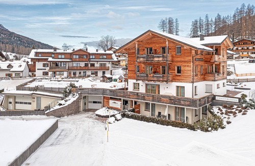 Sesto Apartamento | Apartamento 'Chalet Rudana para 4 personas' con vistas a la montaña, jardín comunitario y Wi-Fi