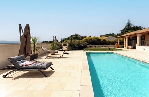 Crillon-le-Brave Apartamento | Apartamento 'Chambre Jasmin' con vistas a la montaña, Wi-Fi y aire acondicionado