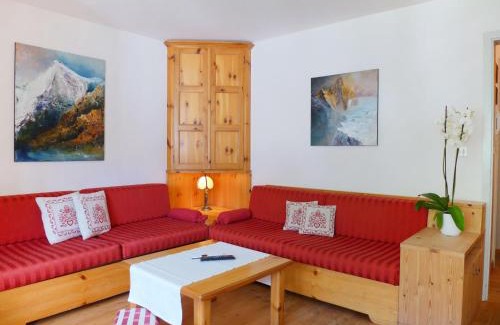 Sankt Moritz-Bad Apartamento | Apartment Chesa Arlas D2 by Interhome