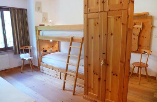 Sankt Moritz-Bad Apartamento | Apartment Chesa Arlas D2 by Interhome