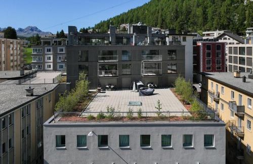 Sankt Moritz-Bad Apartamento | Apartment Chesa Ova Cotschna 304 by Interhome