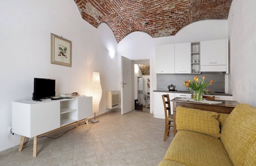 Toirano Apartamento | Apartamento 'Ciliegio Agriturismo La Ferla' con terraza privada y aire acondicionado