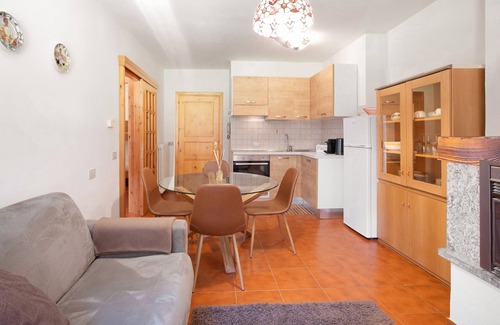 Isolaccia Apartamento | Apartamento 'Cima De' Piazzi 2' con vistas a la montaña, balcón y Wi-Fi