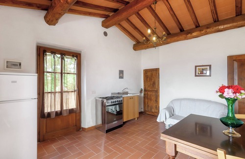 Panzano in Chianti Apartamento | Apartamento 'Cipressaia Bellavista' con piscina compartida, jardín compartido y Wi-Fi