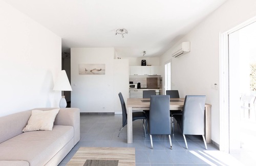 Ponte-Leccia Apartamento | Apartamento 'Cismonte' con vistas a la montaña, terraza privada y Wi-Fi