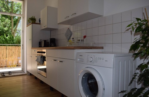 Suedvorstadt Apartamento | Apartamento, cerca del centro y en una zona tranquila en el bosque de llanuras aluviales