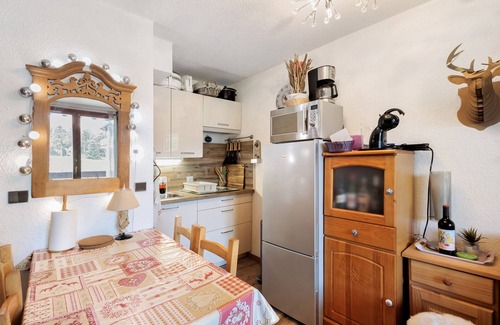 Sainte-Leocadie Apartamento | Apartment 'Cocoon for Two in the Mountains' with Mountain View, Balcony and Wi-Fi