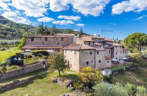 Lucolena Apartamento | Apartment Colombaia by Interhome