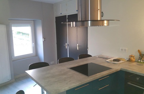 Coubon Apartamento | Apartamento renovado por completo la primera PISO EN PAZ