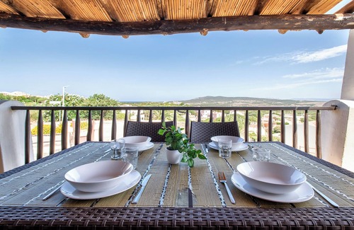 Punta De Su Turrione Apartamento | Apartamento "Corallo" con fantásticas vistas al mar y balcón 090089-APR-00022