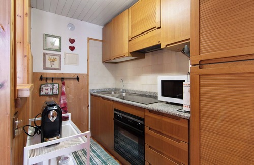 Campodolcino Apartamento | Apartamento 'Corti Garden' con vistas a la montaña, jardín privado y Wi-Fi