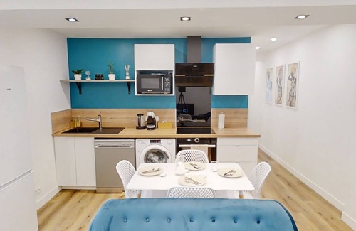 Le Mee-sur-Seine Apartamento | Apartment 'Cosy Calm Seine Riverside Garden' with Balcony and Wi-Fi