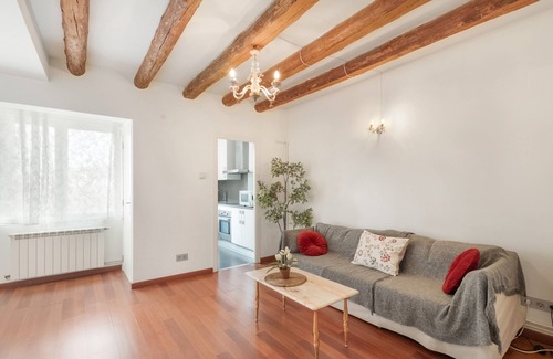 Passeig i Rodalia Apartamento | Apartamento 'Cozy Centre Manresa' con terraza privada, Wi-Fi y aire acondicionado