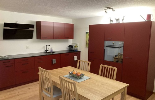 Zweisimmen Apartamento | Apartamento Crocus by Interhome