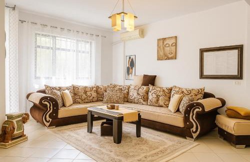Tirana Apartamento | Apartment Crystal Comfort Stylish Spotless