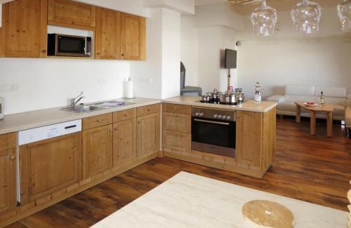 Hollersbach im Pinzgau Apartamento | Apartment Daniel by Interhome