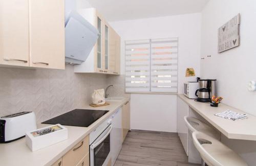 Trogir Apartamento | Apartment Dajana feeling of home