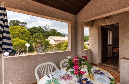 Santa-Maria-Poggio Apartamento | Apartment Dami II-2 by Interhome