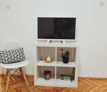 Sarajevska Apartamento | Apartment Danica