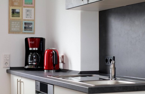 Niederberndorf Apartamento | Apartamento 'Darge' con vistas a la montaña, terraza privada y Wi-Fi