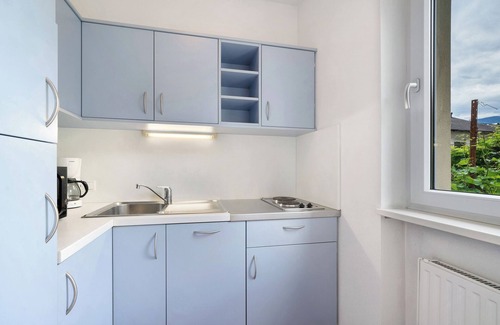Terlano Apartamento | Apartamento 'Das Landhaus Apt Pink Lady' con vistas a la montaña, terraza privada y Wi-Fi