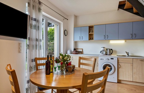 Terlano Apartamento | Apartamento 'Das Landhaus Apt Chardonnay' con vistas a la montaña, terraza privada y Wi-Fi