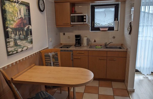Bad Soden-Salmuenster Apartamento | Apartment 'Karolina 3' with Mountain View, Shared Terrace and Wi-Fi