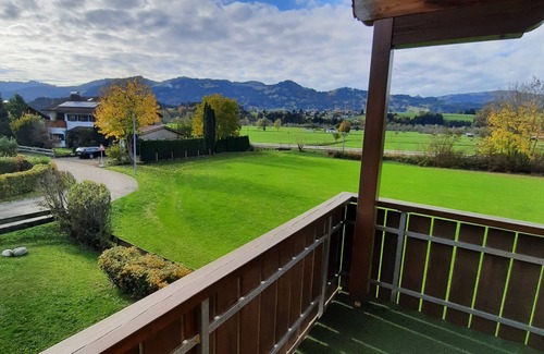 Sonthofen Apartamento | Apartamento 'Ferienwohnung Hörnerblick 32' con vistas a la montaña, balcón y Wi-Fi