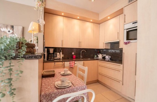Wenduine Apartamento | Apartment De tulp - romantic ground floor app by Interhome
