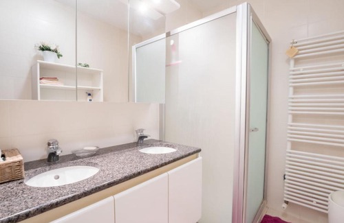 Wenduine Apartamento | Apartment De tulp - romantic ground floor app by Interhome