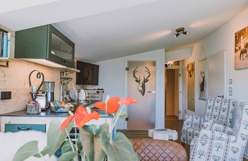 Germaringen Apartamento | Apartamento 'Deer' con jardín comunitario, wifi y aire acondicionado
