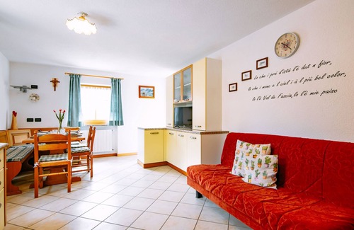 San Giovanni di Fassa Apartamento | Apartamento Delago by Interhome