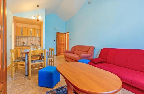 Cesarica Apartamento | Apartment Delfin-9 by Interhome