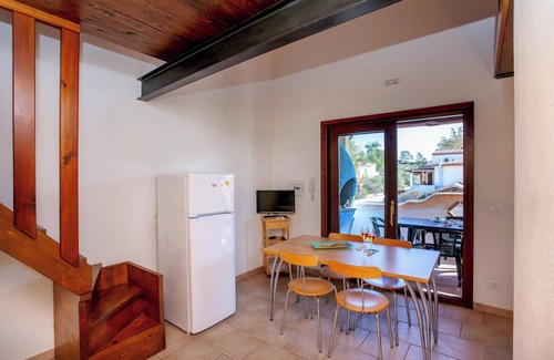 Orosei Apartamento | Apartamento 'Delta 2' cerca de la playa con jardín, terraza y barbacoa