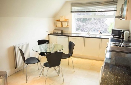 Gateshead Apartamento | Apartamento-De Lujo-Baño con bañera-Vista al Jardín