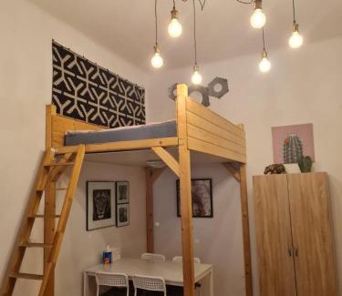 Funfhaus Apartamento | Apartment Demel