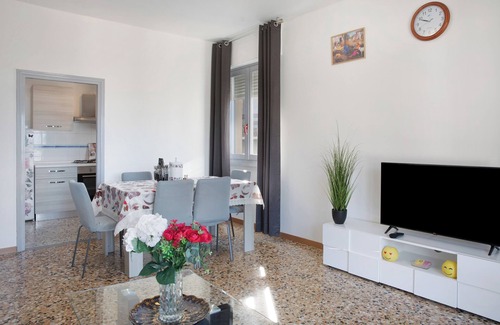 Poggiridenti Apartamento | Apartamento 'Dilman' con vistas a la montaña, terraza privada y Wi-Fi