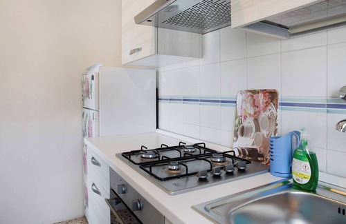 Poggiridenti Apartamento | Apartamento 'Dilman' con vistas a la montaña, terraza privada y Wi-Fi