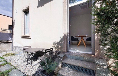 Lecco Apartamento | Apartamento 'Dimora Lierna' con jardín privado, Wi-Fi y aire acondicionado
