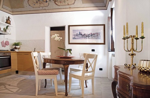 Casalzuigno Apartamento | Apartamento 'Dimora Vittoria - Lago Maggiore' con jardín compartido y Wi-Fi